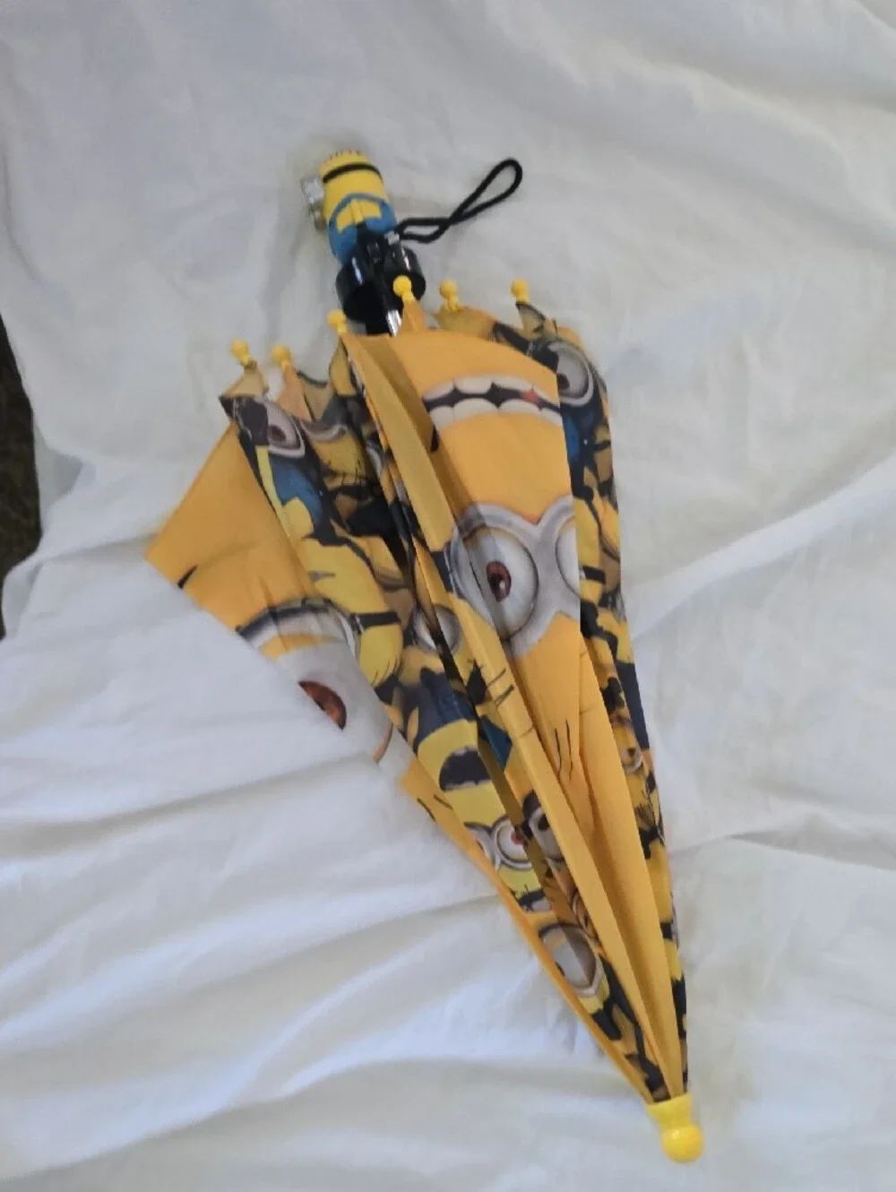 Minions Yellow Kids Umbrella with Character Handle